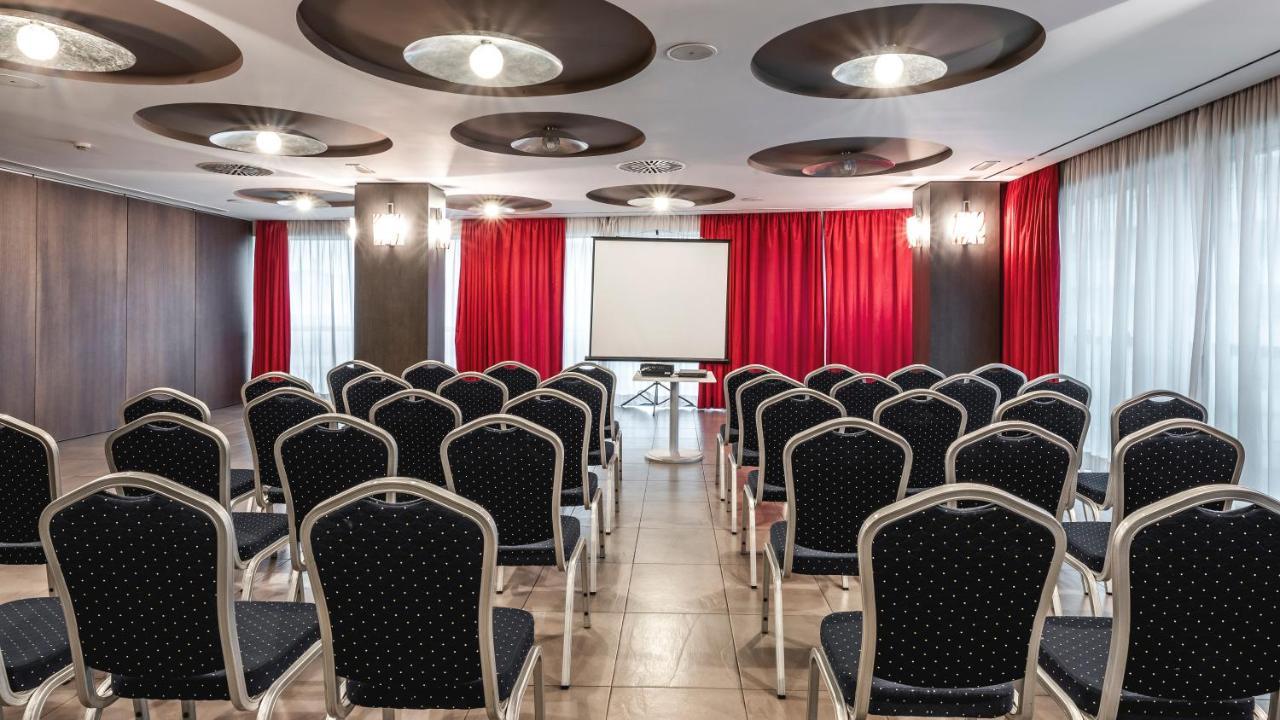 Be Live City Center Talavera Талавера де ла Рейна Екстериор снимка