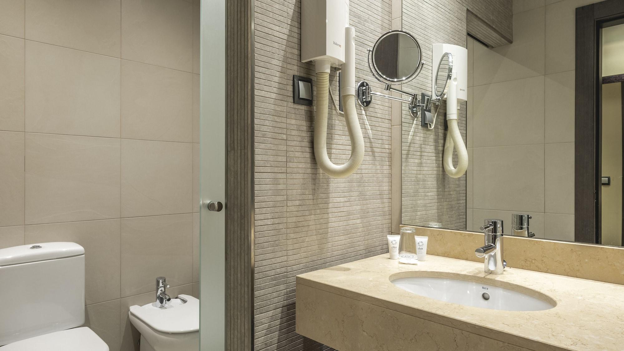 Be Live City Center Talavera Талавера де ла Рейна Екстериор снимка