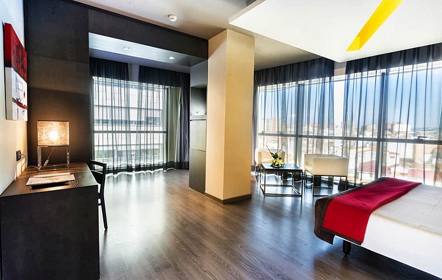Be Live City Center Talavera Талавера де ла Рейна Екстериор снимка
