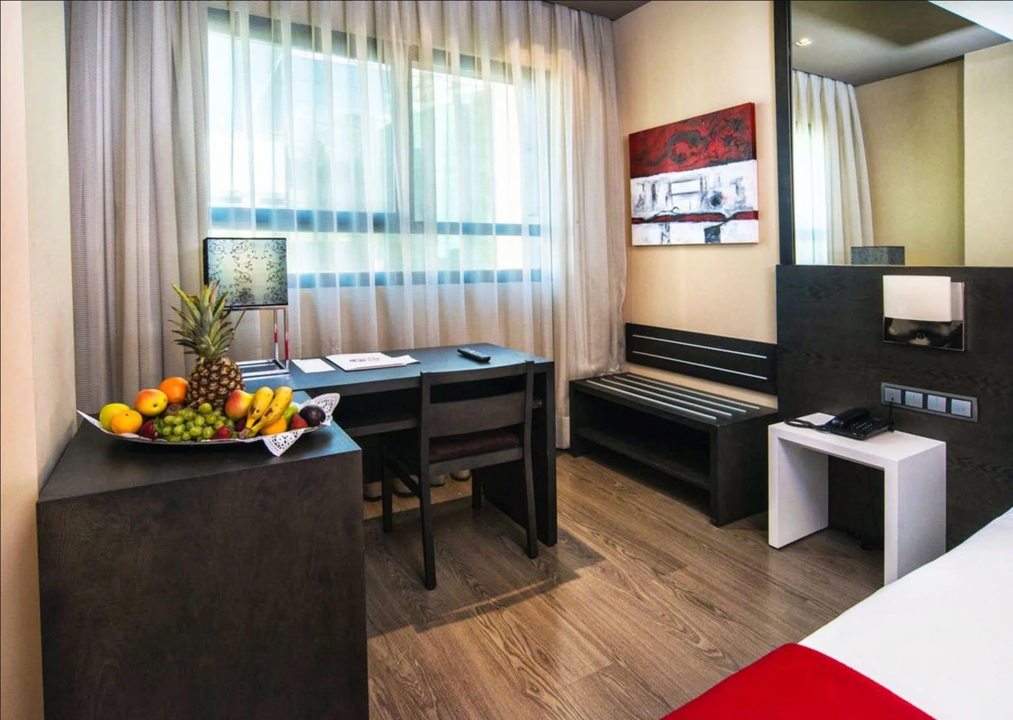 Be Live City Center Talavera Талавера де ла Рейна Екстериор снимка